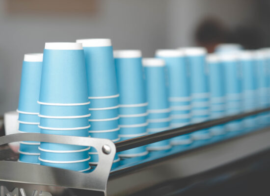 Arbemu, cardboard packaging - stack-blue-paper-cups-lies-on- supplier, manufacturer, in Turkey, Turkei, Turquie