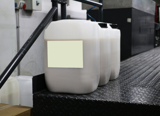 Arbemu, bulk packaging - selective-focus-20-liter-white-drums - supplier, manufacturer, in Turkey, Turkei, Turquie