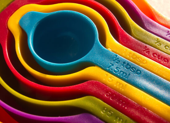 Arbemu, kitchen equipment - plastic kitchenware - set-measuring-spoons-made-colored-plastic, manufacturer, in Turkey, Turkei, Turquie