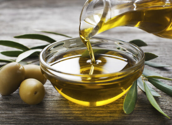 Arbemu - Edible oil, bottle-pouring-virgin-olive-oil-bowl , supplier, manufacturer, wholesaler in Turkey