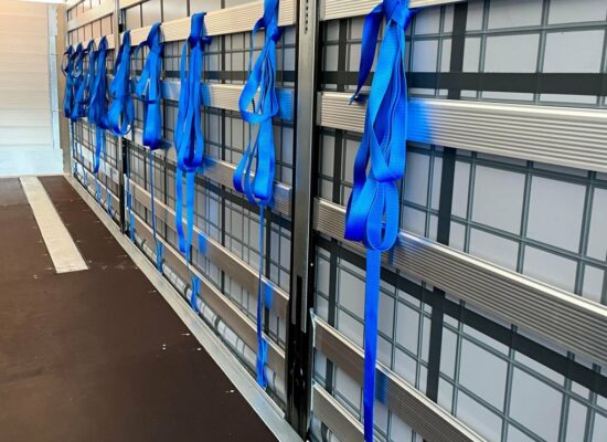 Arbemu, view-inside-the-semi-trailer-tie-straps-for-securing-loads-hang-on-the-side-cargo+restraint, supplier, manufacturer, wholesaler in Turkey